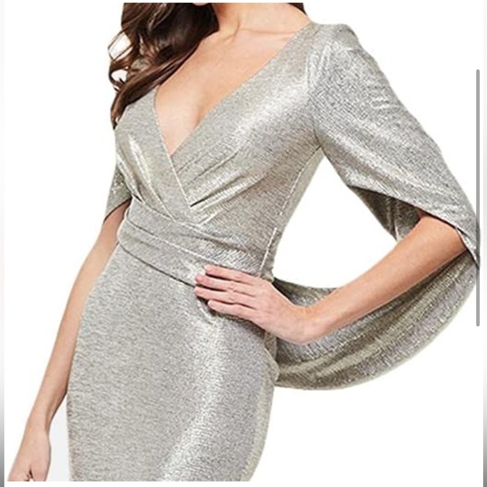 Betsy & Adam Metallic Cape-Sleeve Gown- Size 6 - Picture 2 of 10